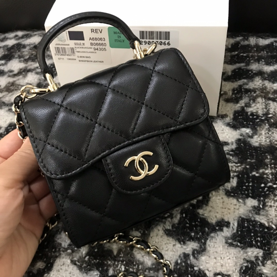 Picture of Chanel 2022 Mini Box Bag with Handle