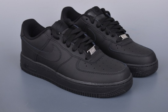 Picture of Nike air force 1 07 pure black low top