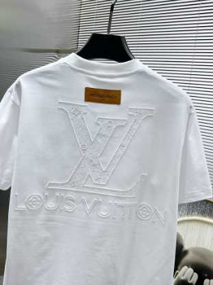 Picture of Louis Vuitton lv 2025 new round neck short sleeve t-shirt