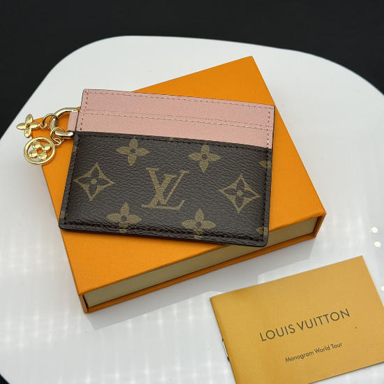 Picture of This lv charms business card holder