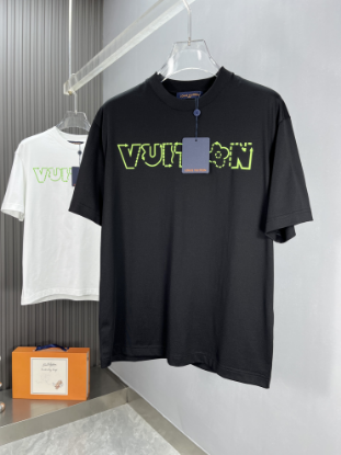 Picture of LV 2025 spring and summer new release latest short-sleeved round neck T-shirt