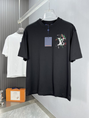 Picture of LV 2025 spring and summer new release latest short-sleeved round neck T-shirt