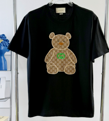 Picture of Gucci 25ss old flower patch bear embroidered short-sleeved T-shirt