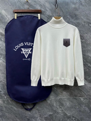 Picture of lv Louis Vuitton 3 complete pocket turtleneck sweater