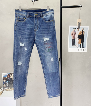 Picture of Gucci exclusively offers the new Spring and Autumn jeans